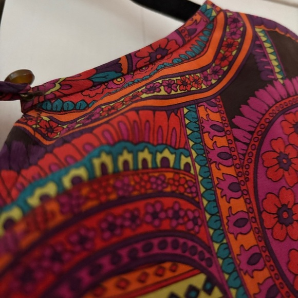 Trina Turk 3/4 Sleeve Shirt Small Abstract Floral 100% Silk Retro 70s 90s Club - Picture 13 of 13
